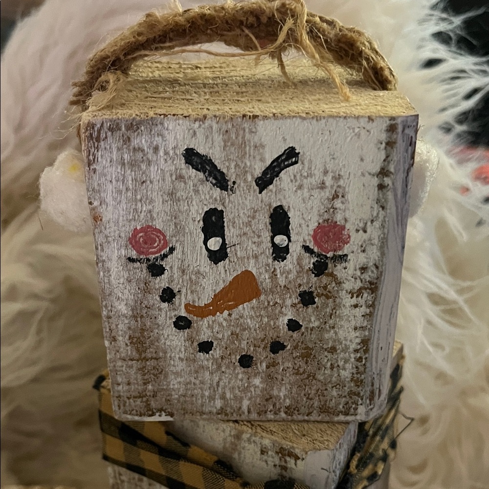Rustic Snowman Block Decor - Picture 3 of 17